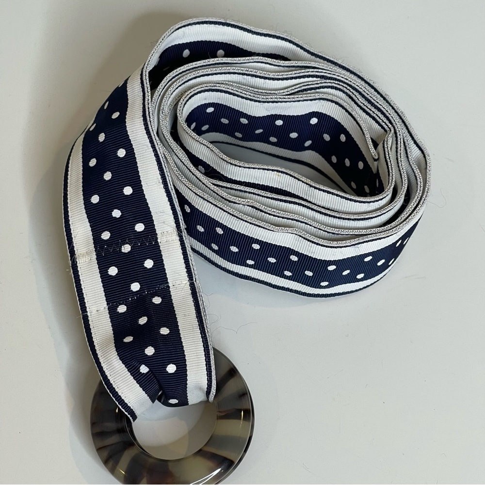 Queen Bee Studio belt - Picture 3 of 9